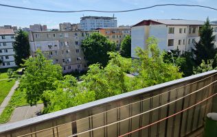 Apartament 2 camere zona M3 in Y1, et. 4, balcon, acoperis, centrala!