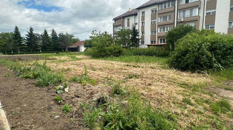 Teren intravilan 454 mp, zonă mixtă CM, central Ghermănești - Poză 4