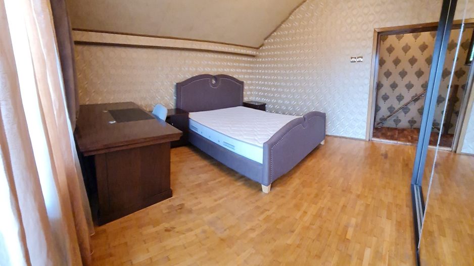 Se caută COLEGĂ DE APARTAMENT /  cameră de închiriat în Centru - Poză 3