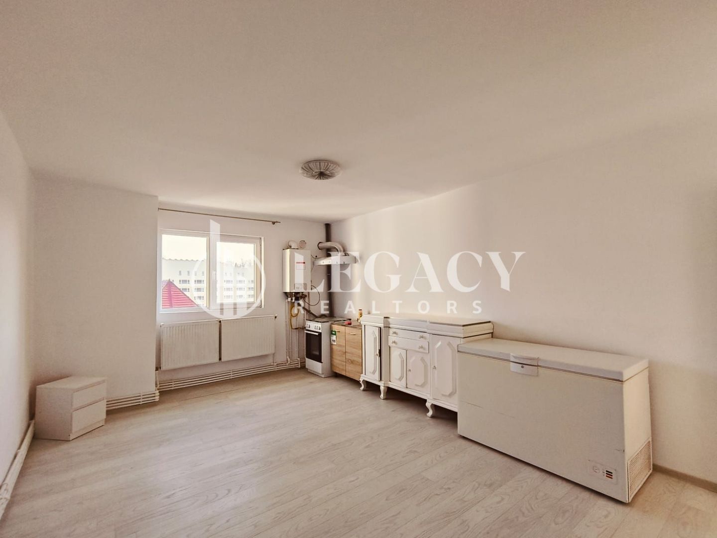 Vilă de închiriat, parter + etaj, str. Valea Rediului 36 - Poză 8