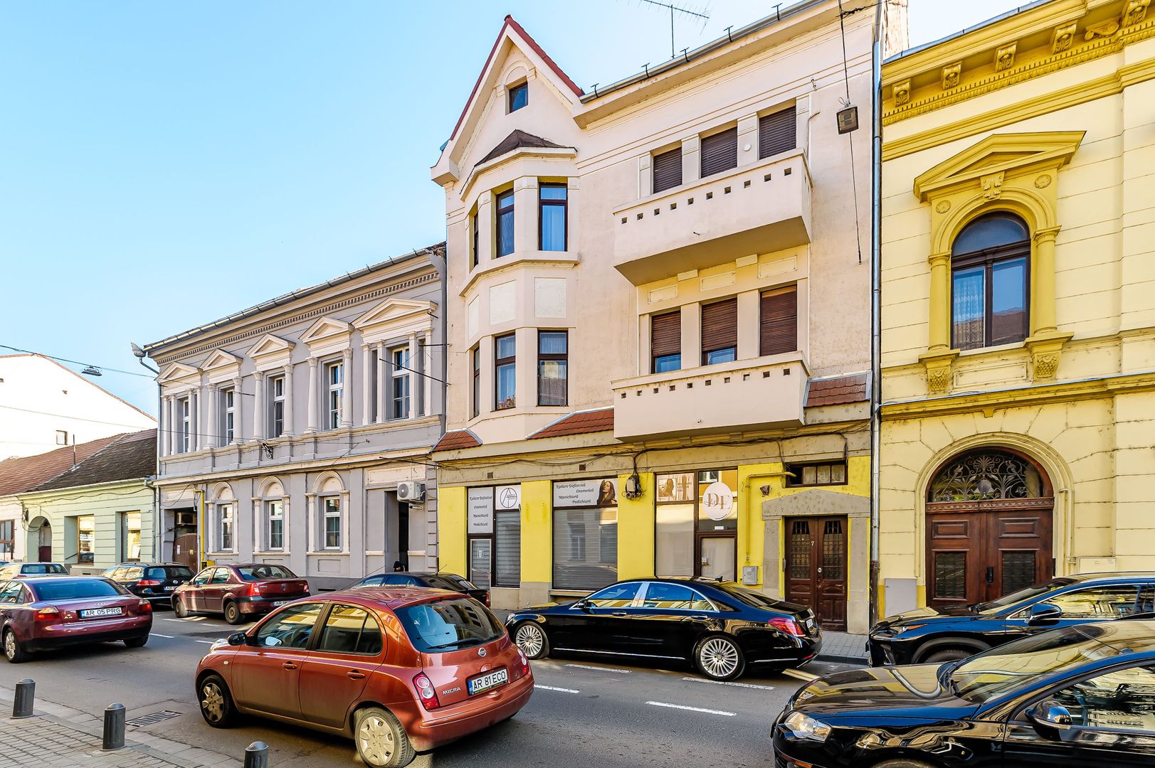 Apartament ultracentral, complet renovat, Strada Eminescu nr. 7 - Poză 1