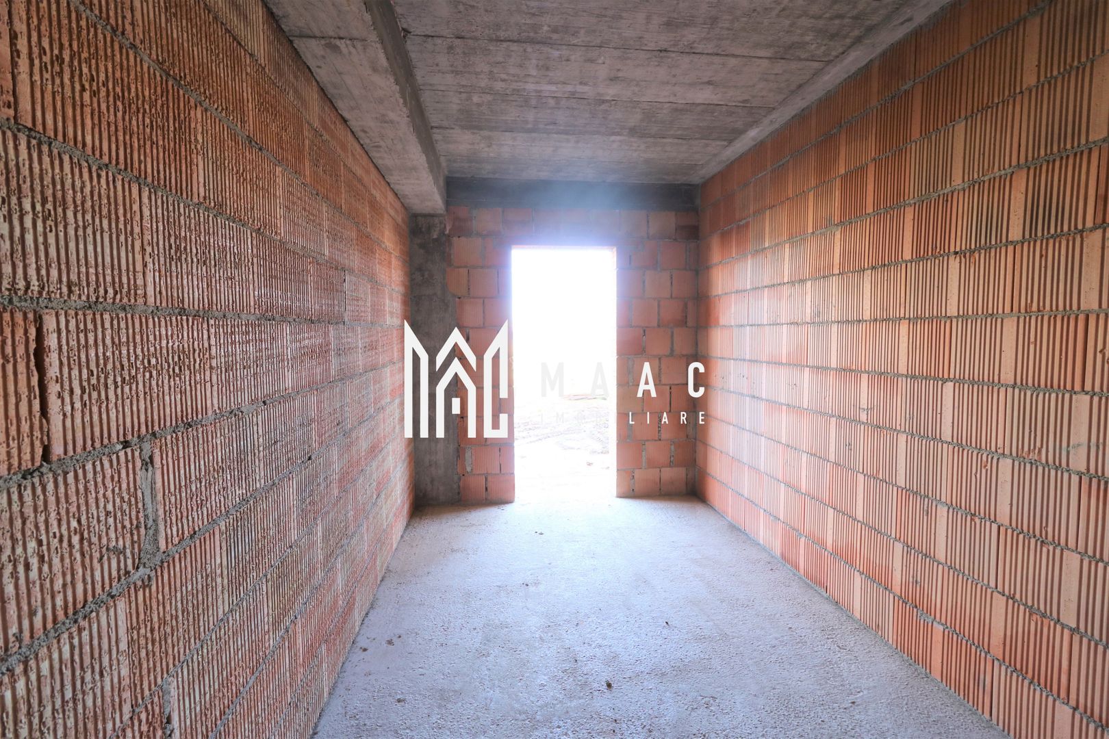 Apartament 2 camere | 2 Bai | Decomandat | Doamna Stanca - Poză 3