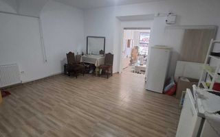 Spațiu de închiriat în centrul Iașului, recent renovat - Poză 4