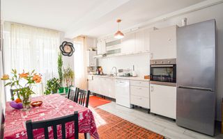 Apartament cu 2 dormitoare si loc de parcare in Floresti, zona Terra - Poză 1