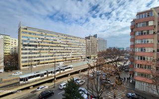 Modern renovat, 2 balcoane inchise, loc de parcare, Metrou Obor - Mosilor - Poză 9