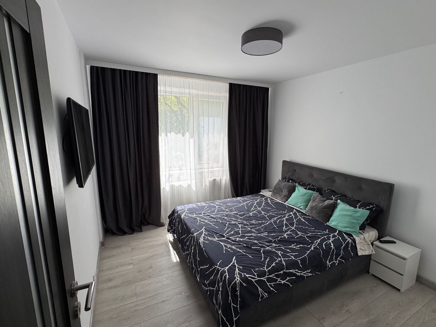 Închiriere Apartament cu 2 camere langa metrou, complet utilat, Lacul Morii - Poză 6