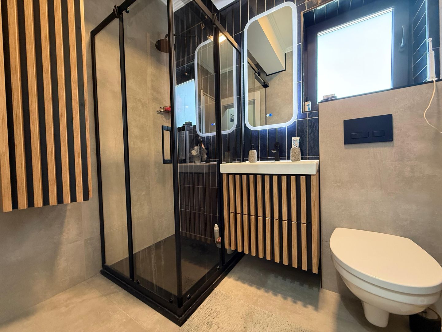 Vila 4 camere | 3 dormitoare | 3 bai | Gradina | Toate Utilitatile - Poză 22