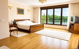 Vilă pe malul Lacului Snagov | 3.000 mp teren | 90 m deschidere lac - Poză 17