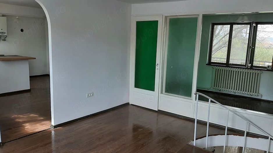 Spatiu central parter plus etaj de inchiriat. Ideal pentru birou, cabinet, fonduri europene - Poză 19