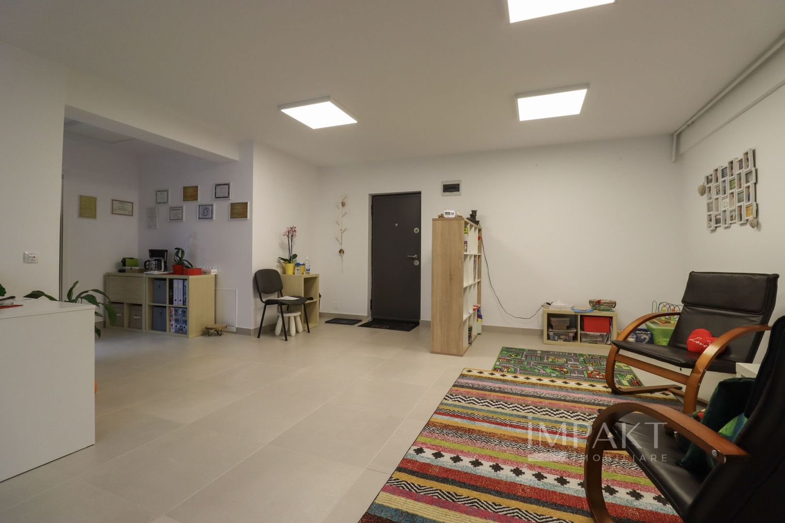 Penthouse dispus pe 2 niveluri in Dambul Rotund - Poză 23