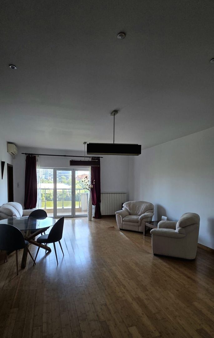 APARTAMENT 4 CAMERE ȘI VEDERE SPECTACULOASĂ CĂTRE LAC FLOREASCA - Poză 4