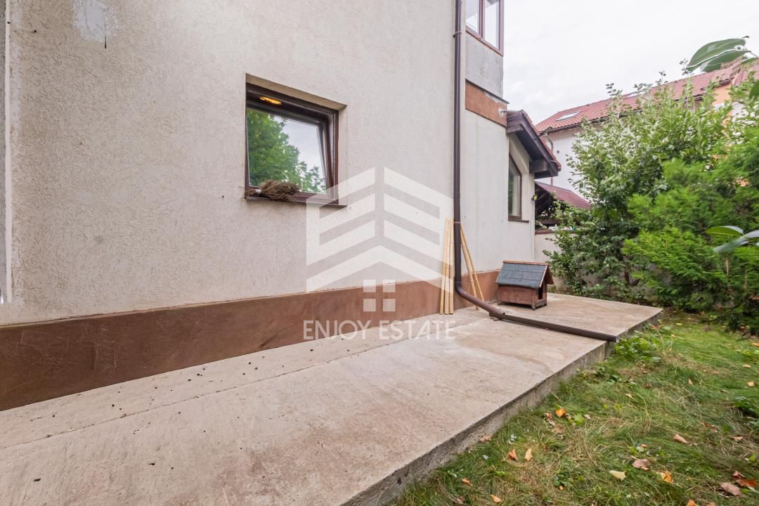 Apartament 4 camere si Curte Proprie | Parcare Inclusă - Poză 8