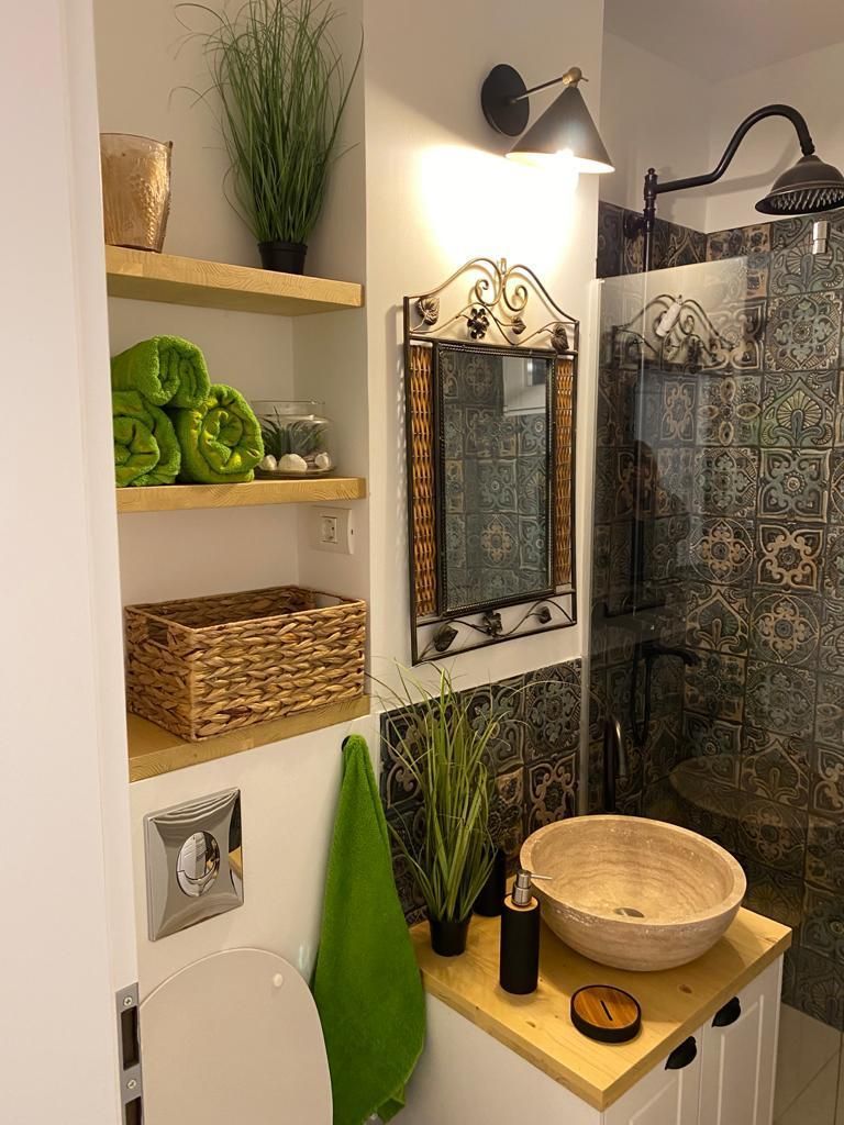 APARTAMENT  CU 3 CAMERE  CU VEDERE SPRE PIATA SF.GHEORGHE - Poză 13