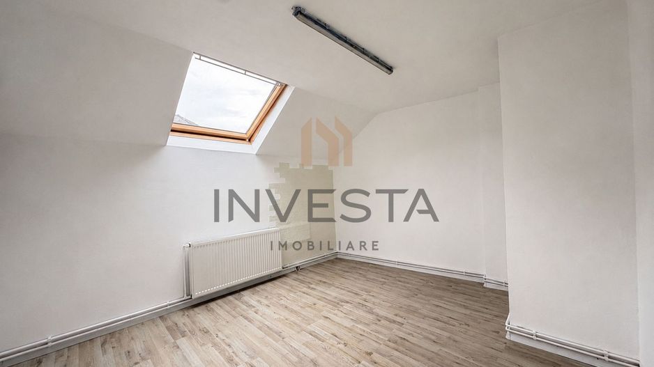 Vila spatioasa cu 15 camere de inchiriat in zona Andrei Muresanu - Poză 21