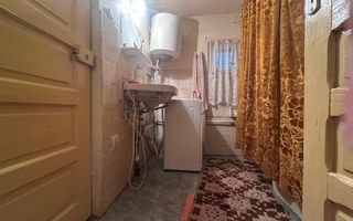 Vanzare casă cu teren mare în satul Cazaci – aproape de Târgoviște - Poză 8