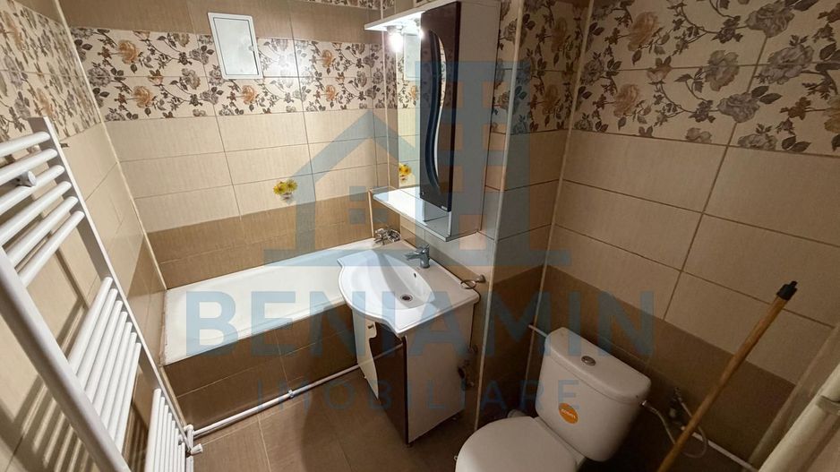 Apartament 2 camere parter Rovine cu centrala langa pizza Ibiza - Poză 9