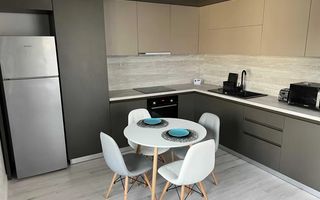 Apartament cu 3 camere la 5 minute de UMF! - Poză 1