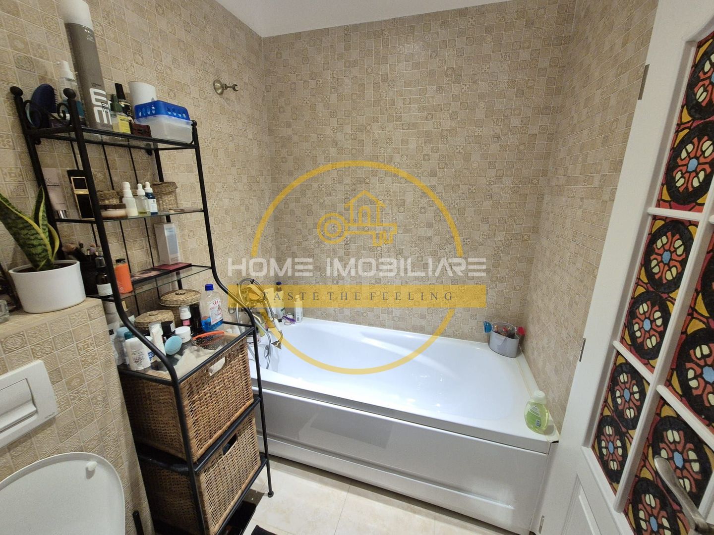 Apartament modern 3 camere 55 mp in zona Palas Mall - Poză 8