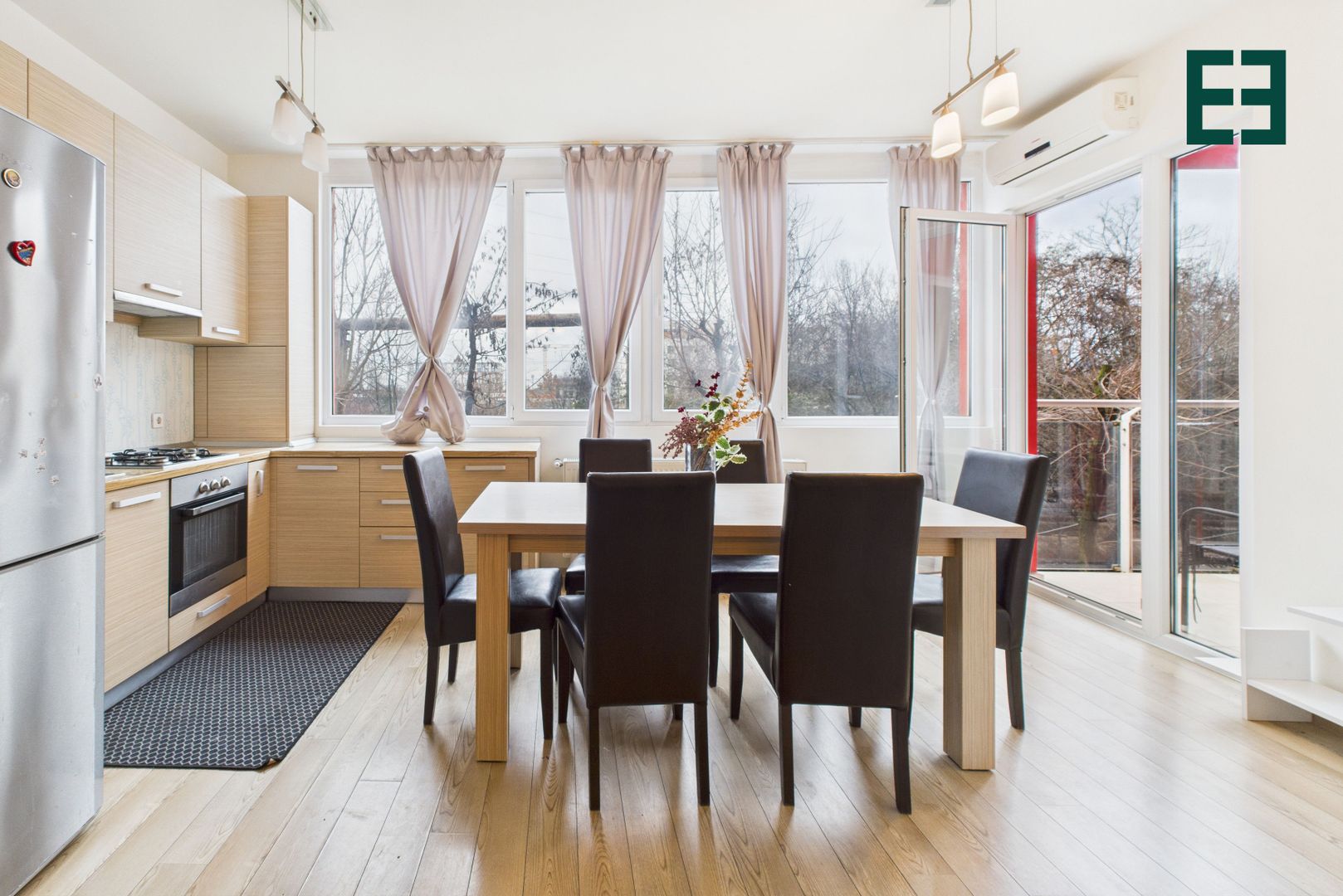 Apartament cu 2 camere și parcare acoperită etaj 1 Ared - Arad - Poză 5