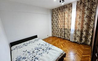 Apartament 2 camere, decomandat, et.3, Cetate, zona Liceului Sportiv - Poză 9