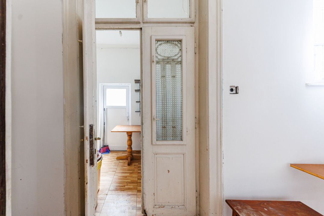 Zona istorică Traian–6 apartamente în imobil cu potențial, 621 mp, 759 mp teren - Poză 12