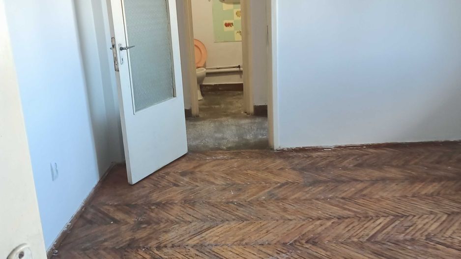 BRASADAS vinde ap 4 cam in Micro 16 la etajul 4/4. - Poză 8