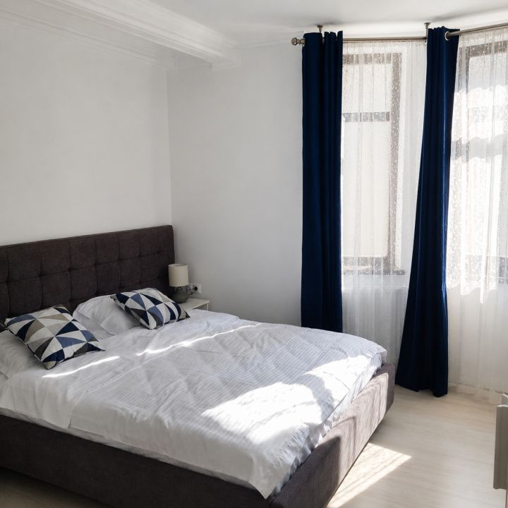 Pensiune Busteni, 14 camere, teren 900 mp, zona Libertatii, Acceptam Rate - Poză 1