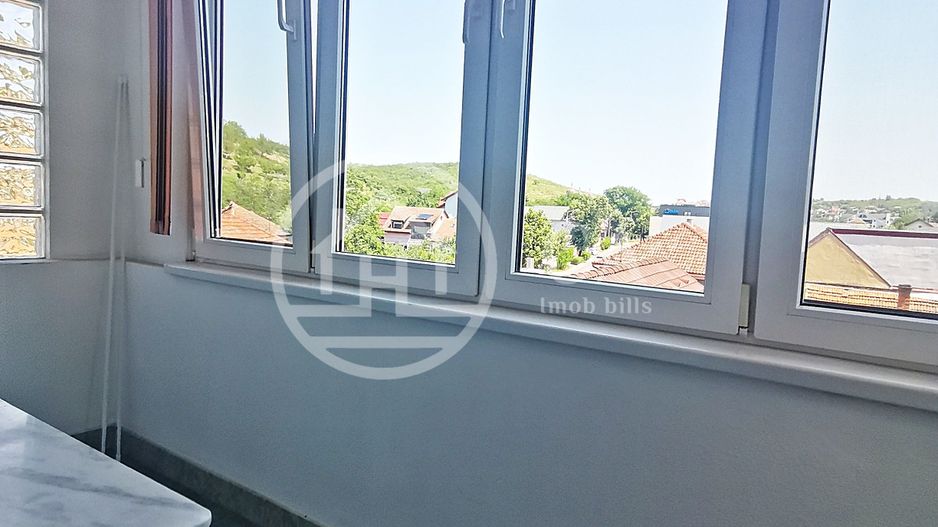 Apartament de inchiriat cu 3 camere Ultracentral, Oradea - Poză 11