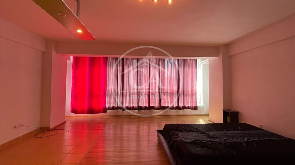 Apartament de vânzare cu 1 camere în zona Iosia, Oradea - Poză 1