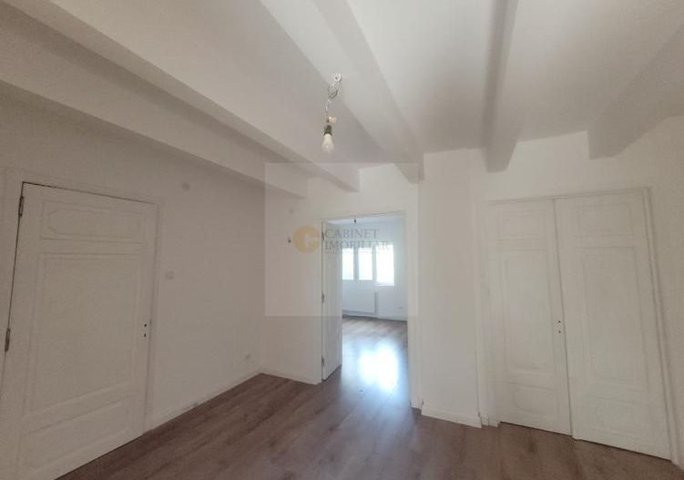 4 camere I Parc Cismigiu I Etaj inferior I 111 mp - Poză 4