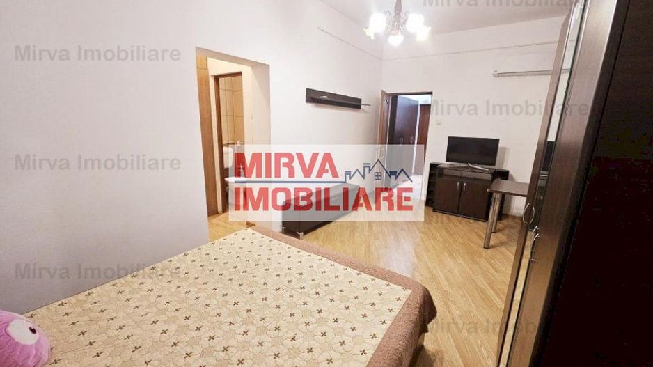Vanzare garsoniera cu terasa, mobilata si utilata, zona Cina - Poză 8