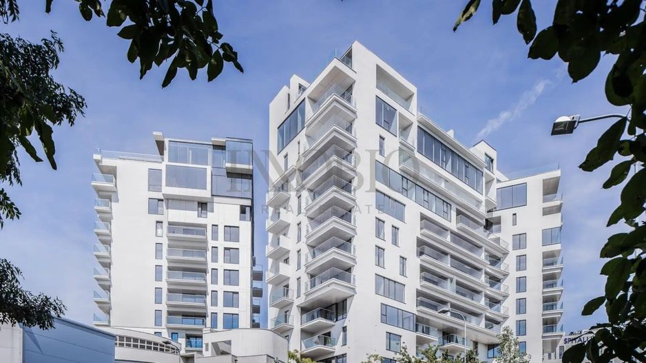 One Herastrau Park - Poză 1