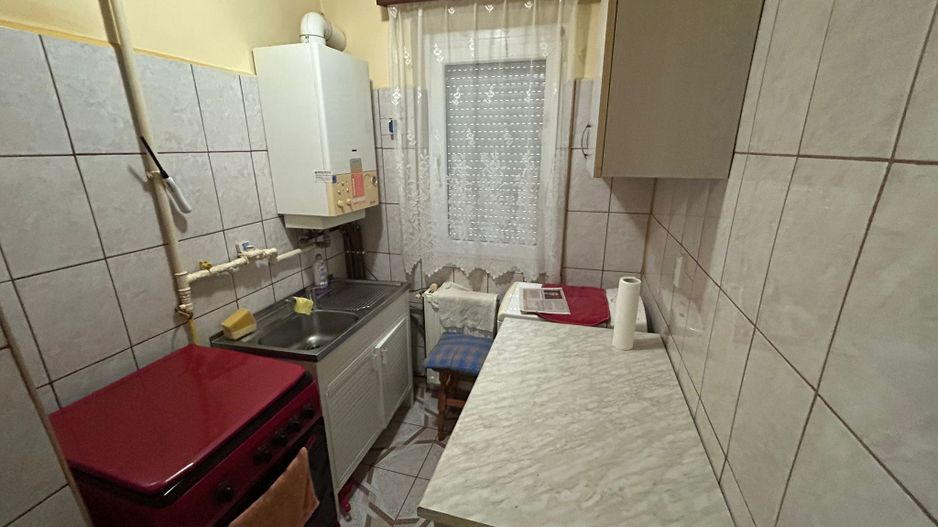 Apartament 2 camere, etaj 3 - Cugir - Poză 3
