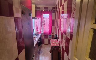 Vand apartament 1 camera etajul.3 Micro 2 - Poză 10