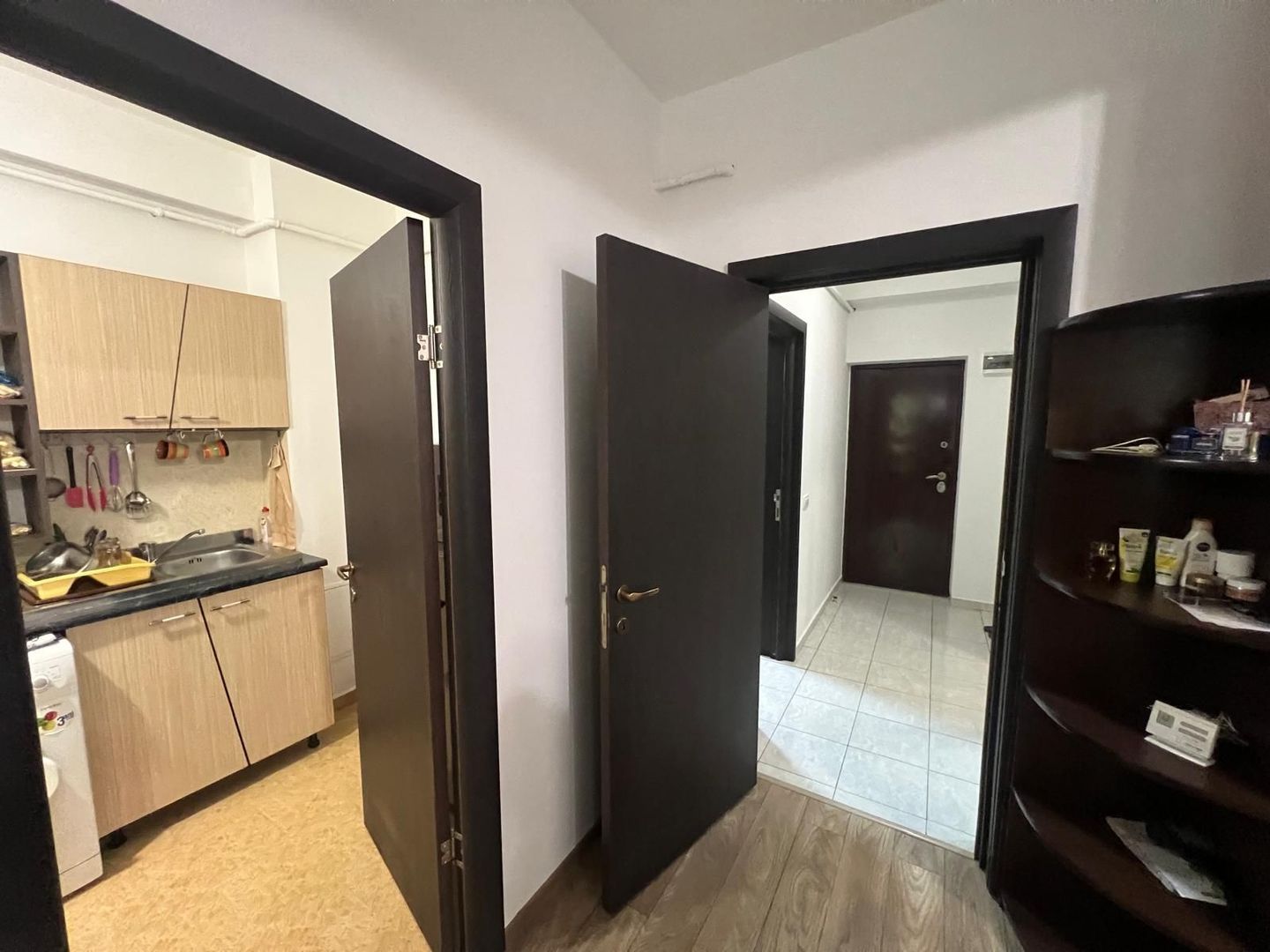 Garsoniera Militari Residence Spatioasa | Gladiolelor - Poză 4