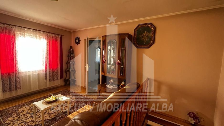 Casa individuala de vanzare, Centru - Poză 1