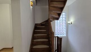 Vila cu 4 camere si mansarda, de inchiriere central - Poză 13