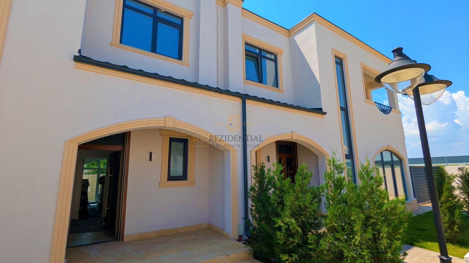 Vila 5 camere, Comuna Berceni, metrou Tudor Arghezi, finisare premium - Poză 4