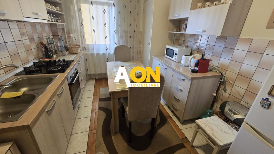 Apartament 4 Camere 75mp Utili, Zona Cetate - Poză 4