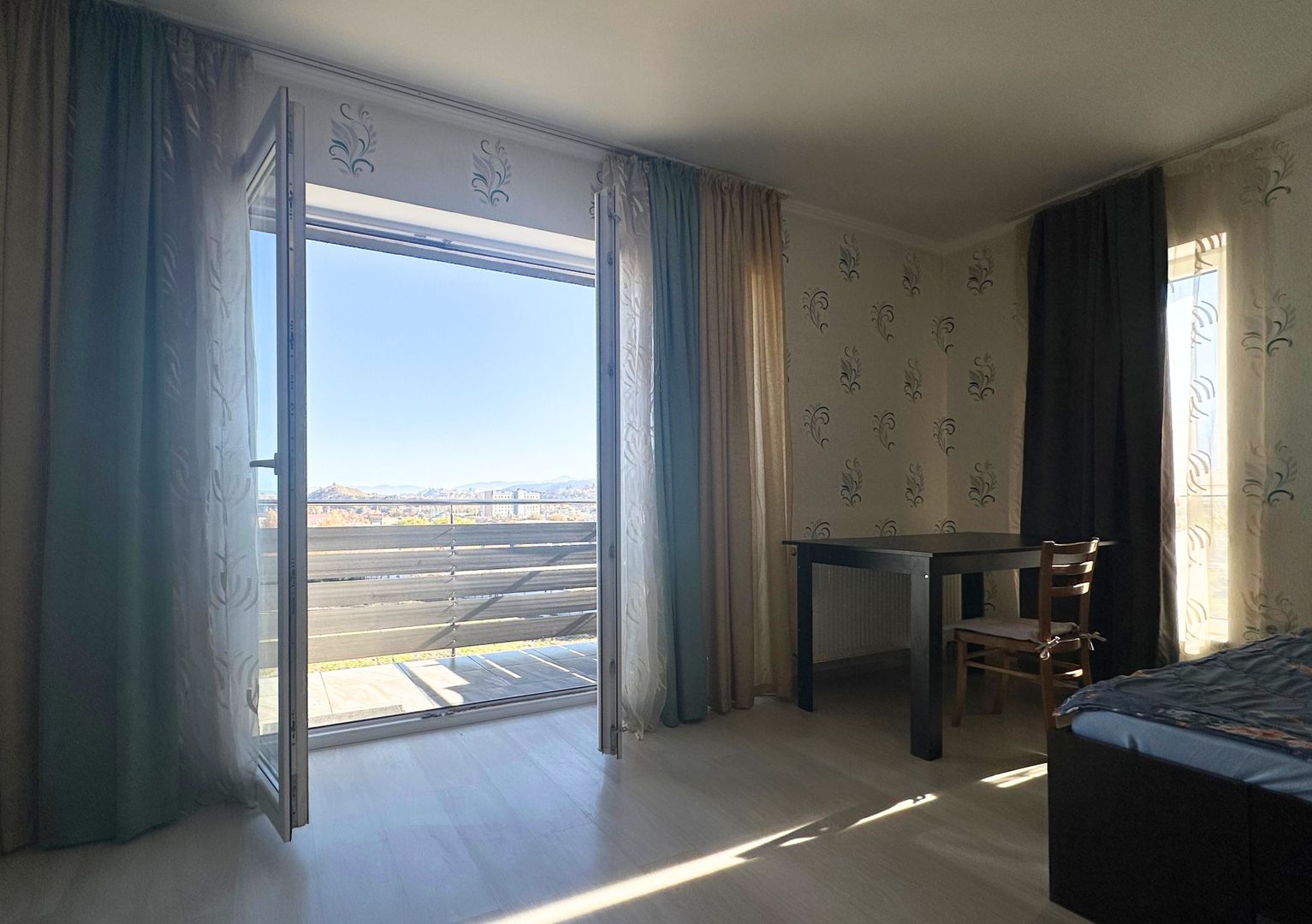 Apartament modern cu 2 camere și vedere spectaculoasă spre munți Avantgarden 3 - Poză 5