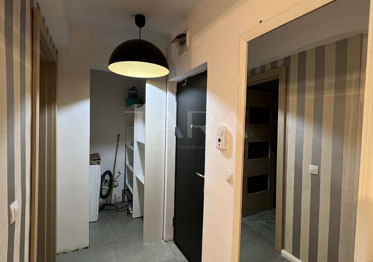 Apartament 2 camere, ultrafinisat, mobilat, utilat. Investitie. - Poză 3