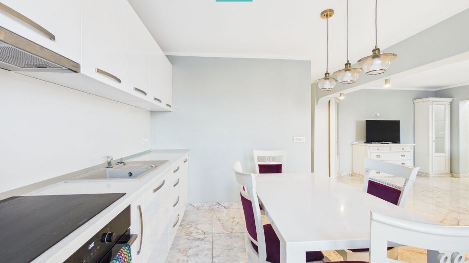 Apartament de închiriat cu 3 camere la Intim - Poză 6