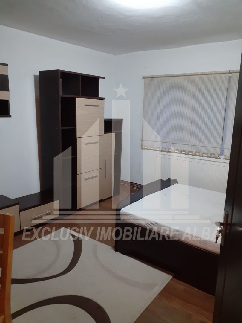 Garsoniera decomandata| 30 mp | Mobilata si utilata | Cetate-Mercur - Poză 1