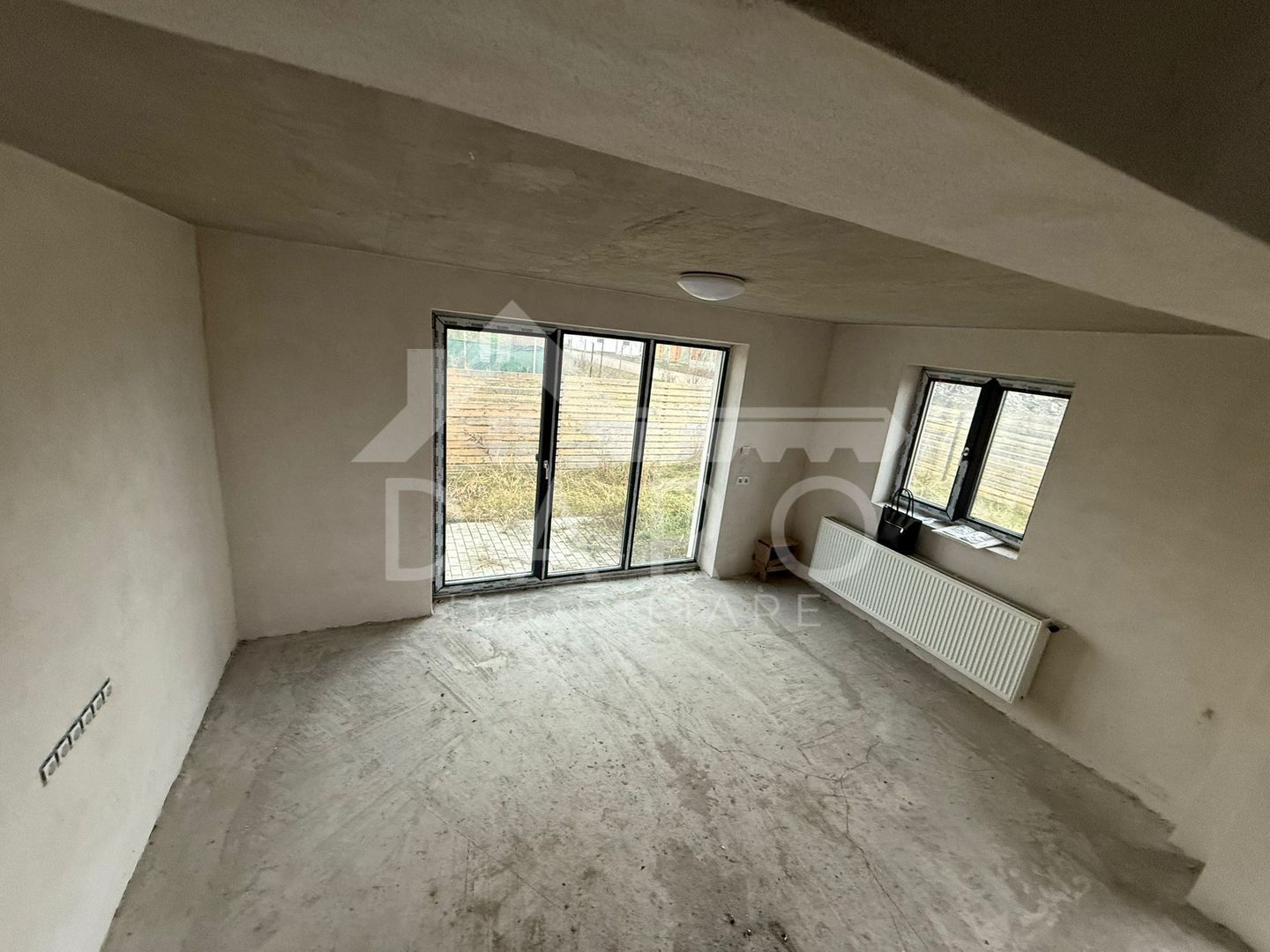 Duplex modern de 90 mp utili, de vânzare în Sântana de Mureș - Poză 14