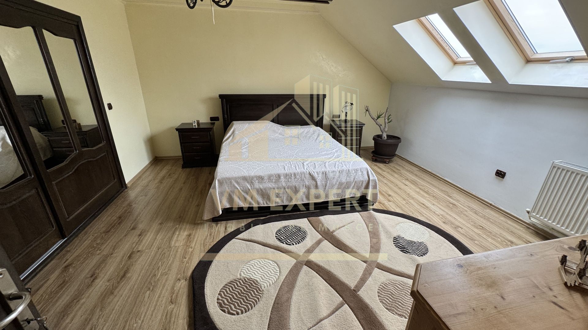 VILA 5 CAMERE 246 MP TEREN 817 MP CÂMPULUNG, 0 COMISION CUMPARATOR - Poză 61