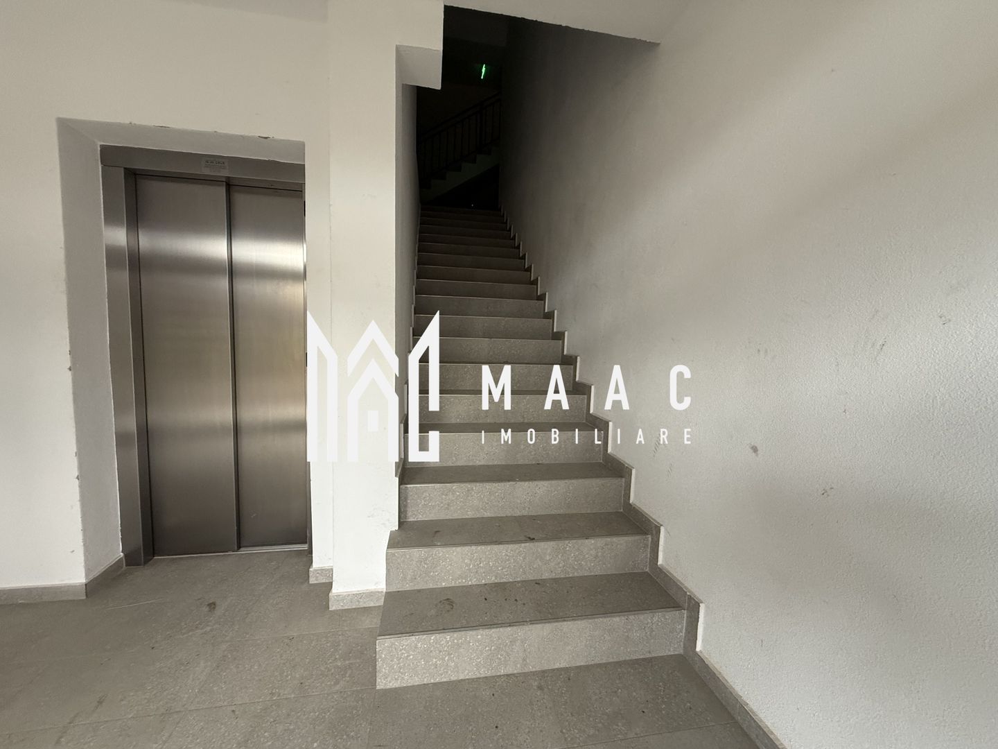 Penthouse | 4 camere | Balcon | Parcare | Terasa | D. Stanca - Poză 13