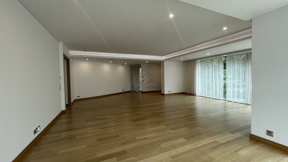 APARTAMENT LUX CU 3 CAMERE, SPATIOS, LA INCHIRIERE IN ZONA PRIMAVERII - Poză 13