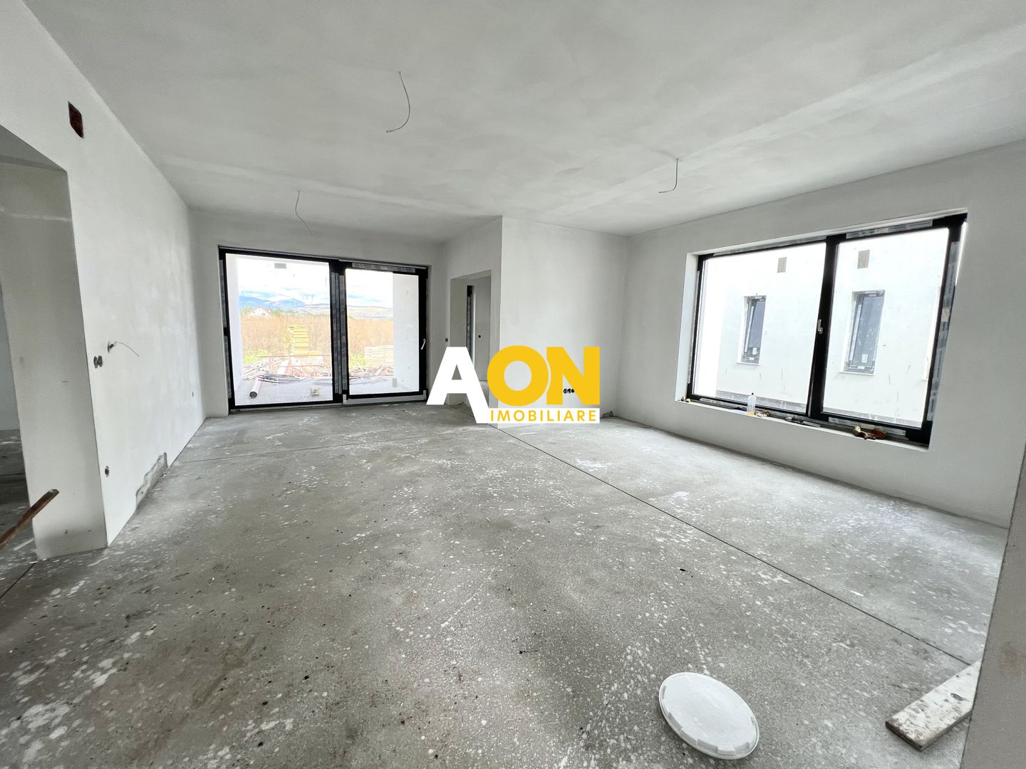 Casa individuala semifinisata, 4 camere, 2 bai, 448mp teren - Poză 3