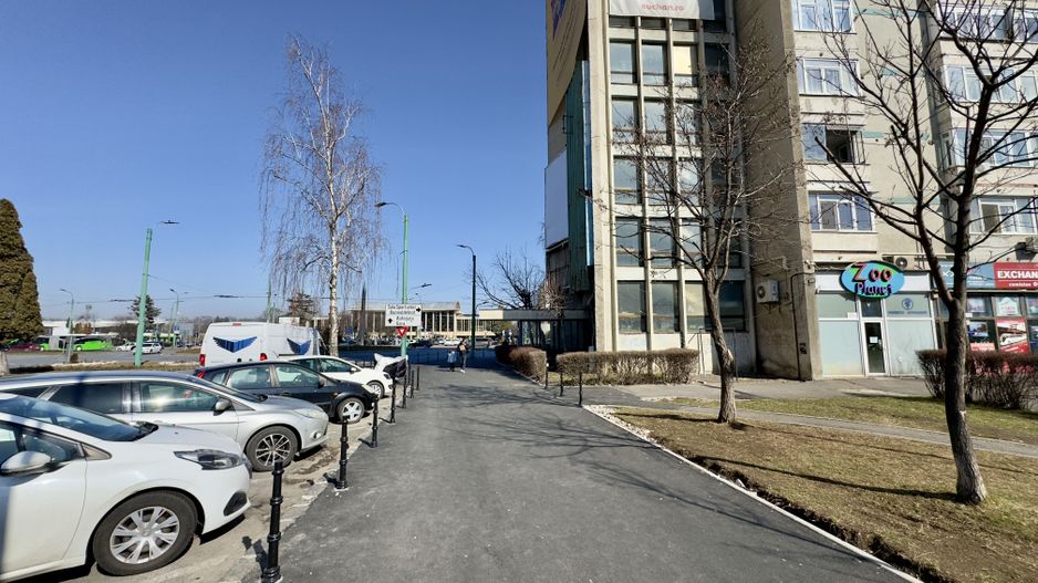 Garsoniera moderna, renovata, cu vedere panoramică – Parcul Tractorul, Brașov - Poză 21