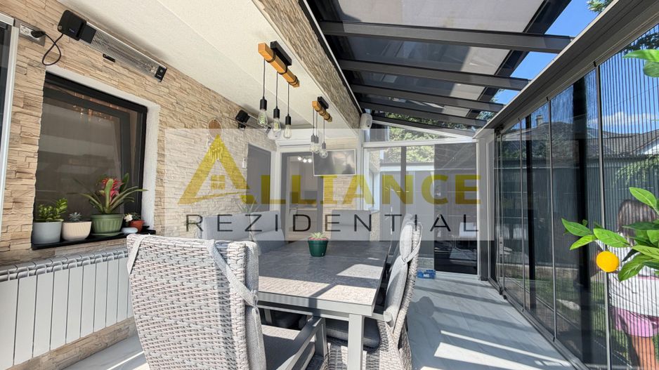 Casa P+1+M cu teren de 650 mp, piscina si curte complet amenajata - Poză 7